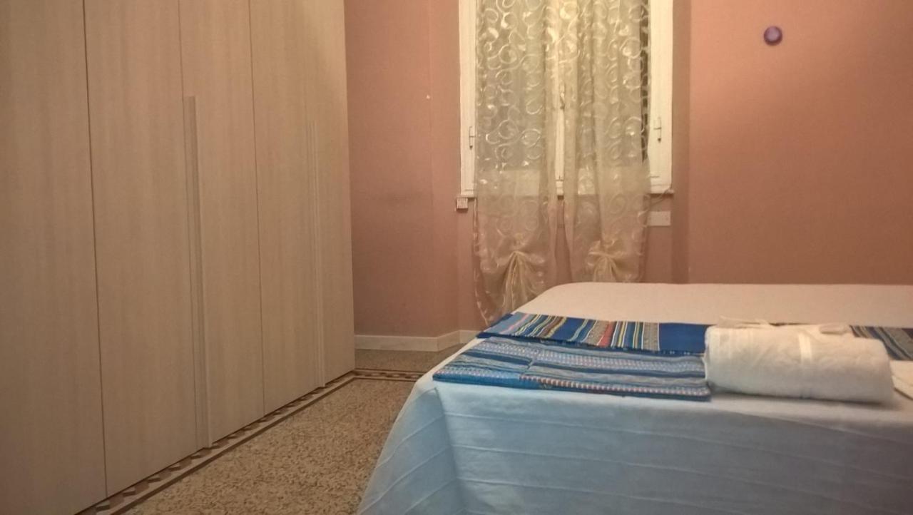 Apartamento Casetta Stazione Filo Di Arianna La Spezia Exterior foto